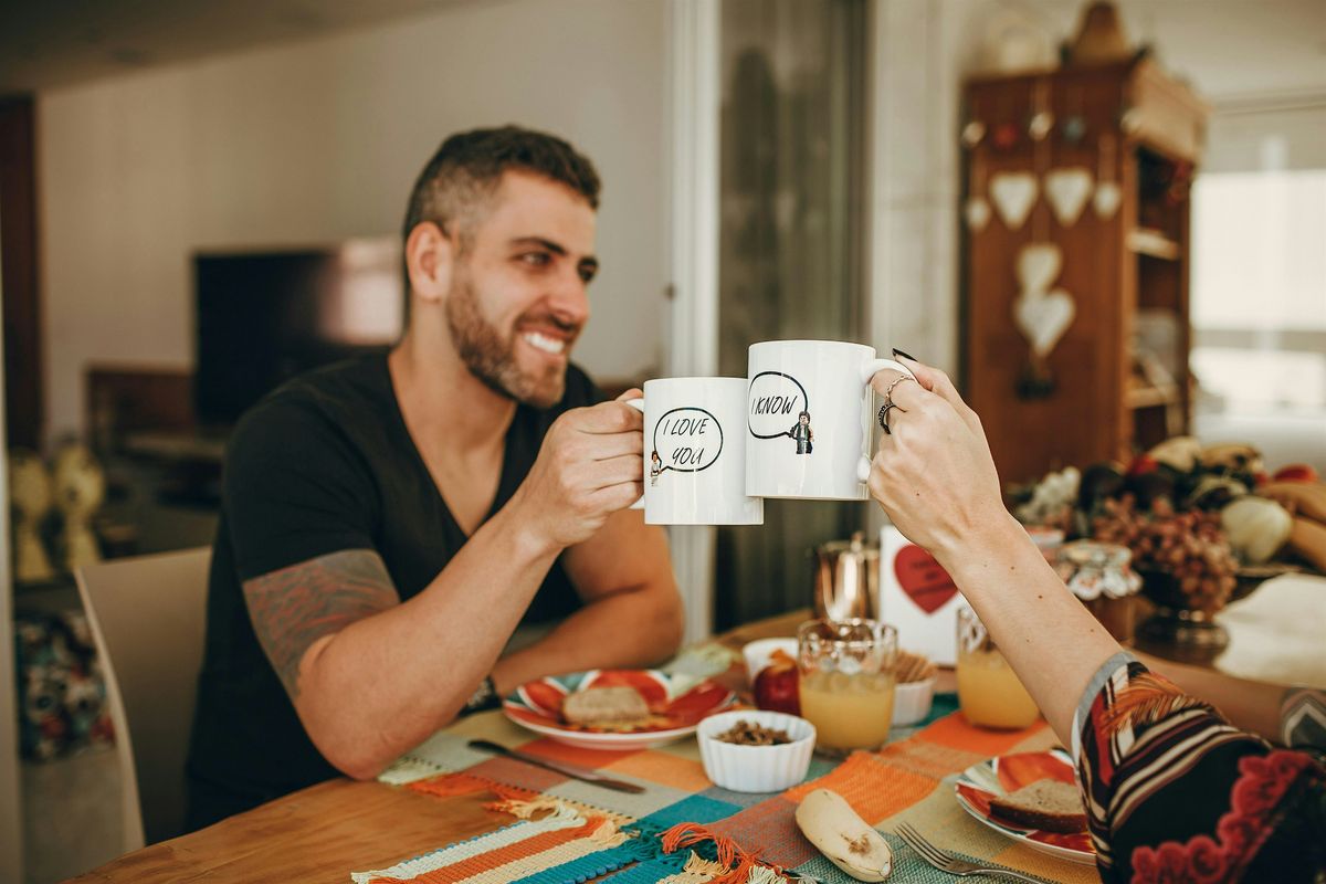 Slow Dating Saturday Morning