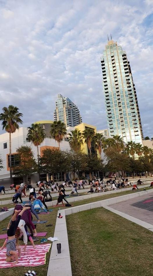 Lucky Cat Yoga in the Park: Curtis Hixon Waterfront Park 6-7PM