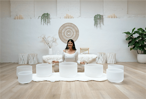 Wellness Workshop: Soak into Soundbath with Kanan