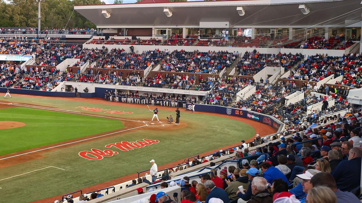 Parking Kentucky Wildcats at Ole Miss Rebels Baseball