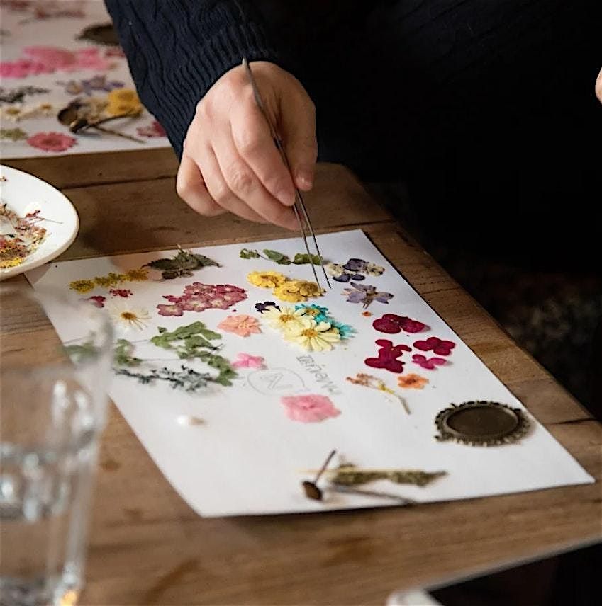 UV Resin Botanical Jewellery Workshop
