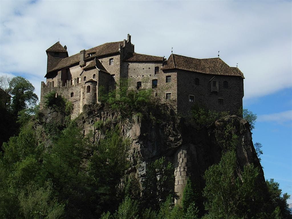 Scopriamo Castel Roncolo con la visita al castello