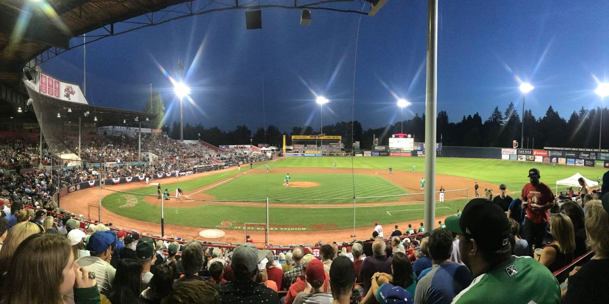 Eugene Emeralds vs. Vancouver Canadians