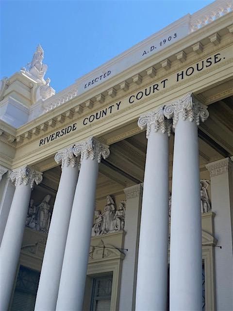 Courthouse, Murals, & Heroes Tour
