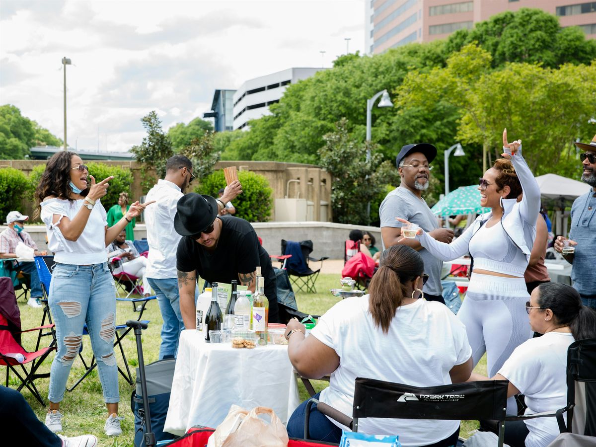 Brunch on the Plaza