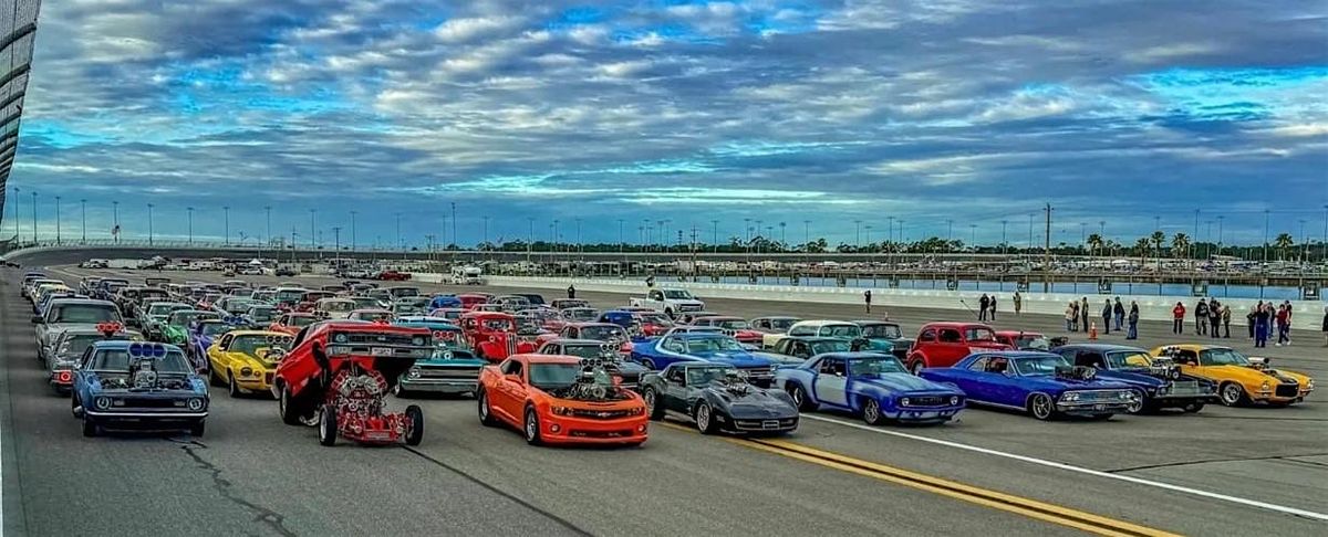 Pro Street Muscle Car Show at Old Town