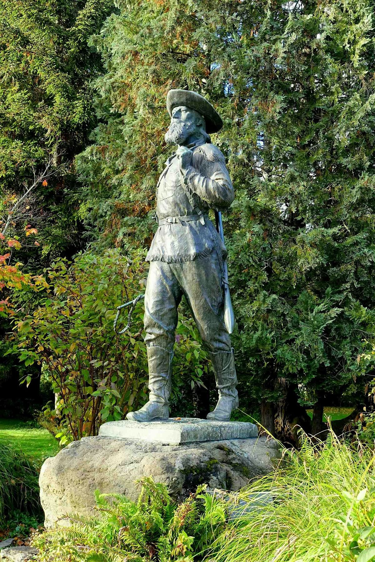 Eugene Audio Tour: Campus Legends and Market Melodies