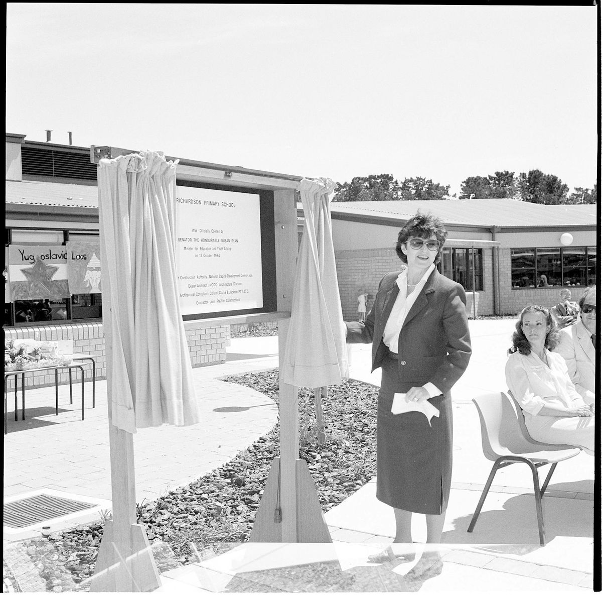 Skirt-suits and suffragists