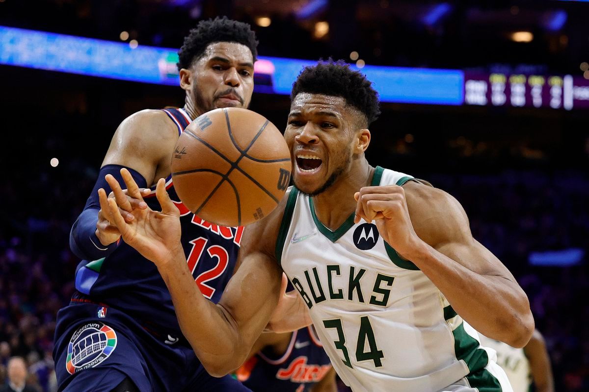 Milwaukee Bucks at Philadelphia 76ers