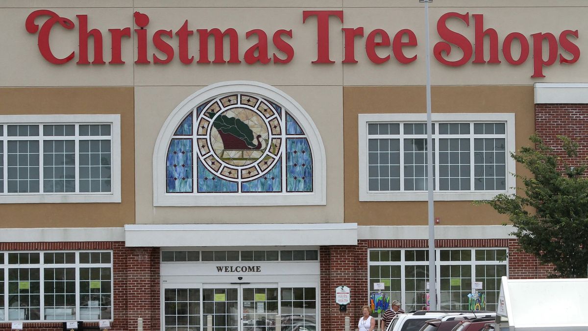 Anthony Sammarco presents The Christmas Tree Shops:  Don't You Just Love a Bargain