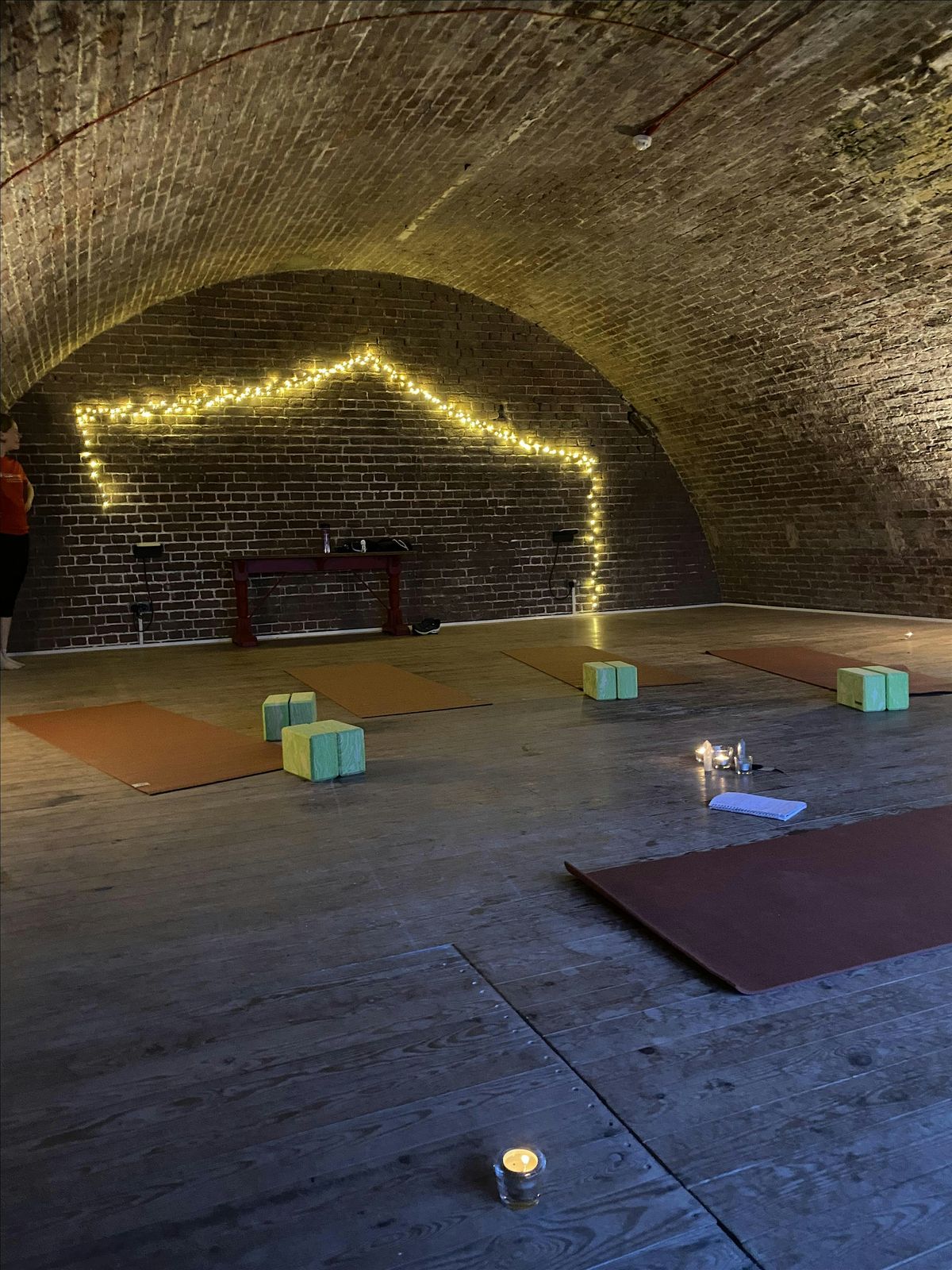 Flow Yoga - All levels
