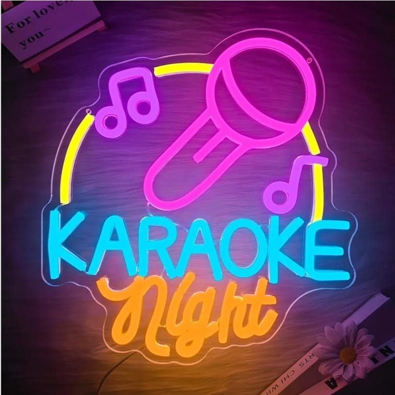 Karaoke Night at Playhouse Nightclub 