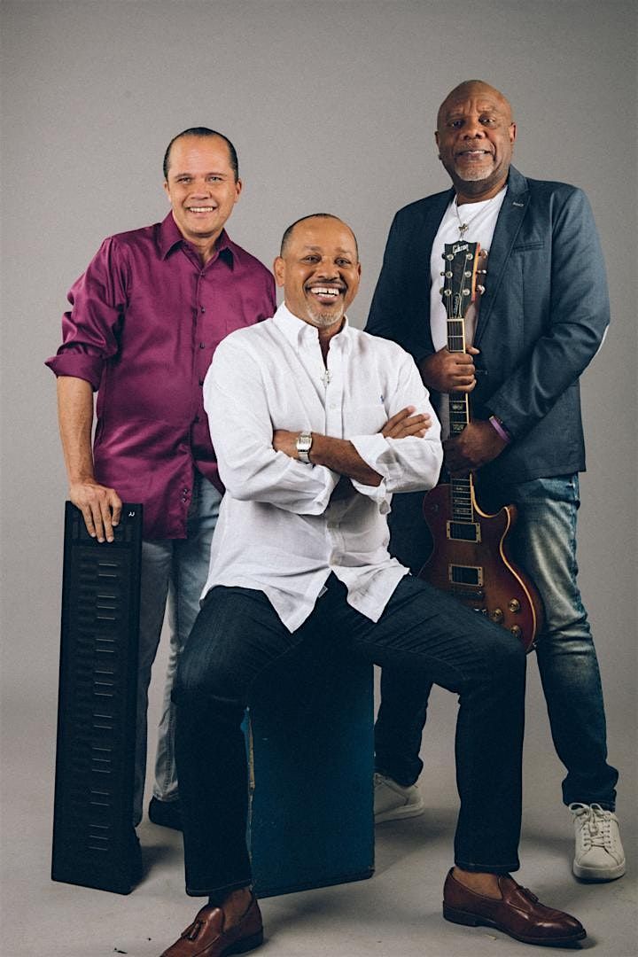 F\u00eate de Salon \/ Mizik Mizik and Strings