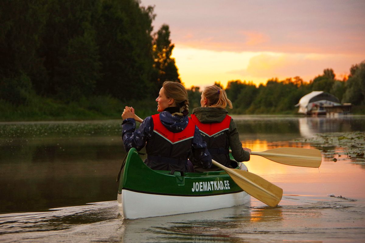 P\u00e4ikeseloojangu kanuus\u00f5it - Sunset canoe ride (ENG below)