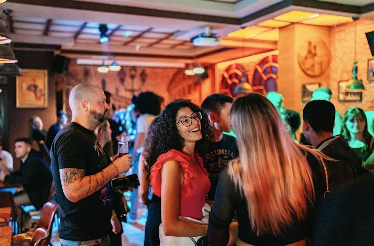 Berlin: Ludwig's Private Pub Crawl with VIP Club Entry