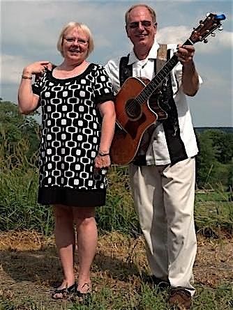 Free Live Music with Dovetail Duo at The Vineyard at Hershey!