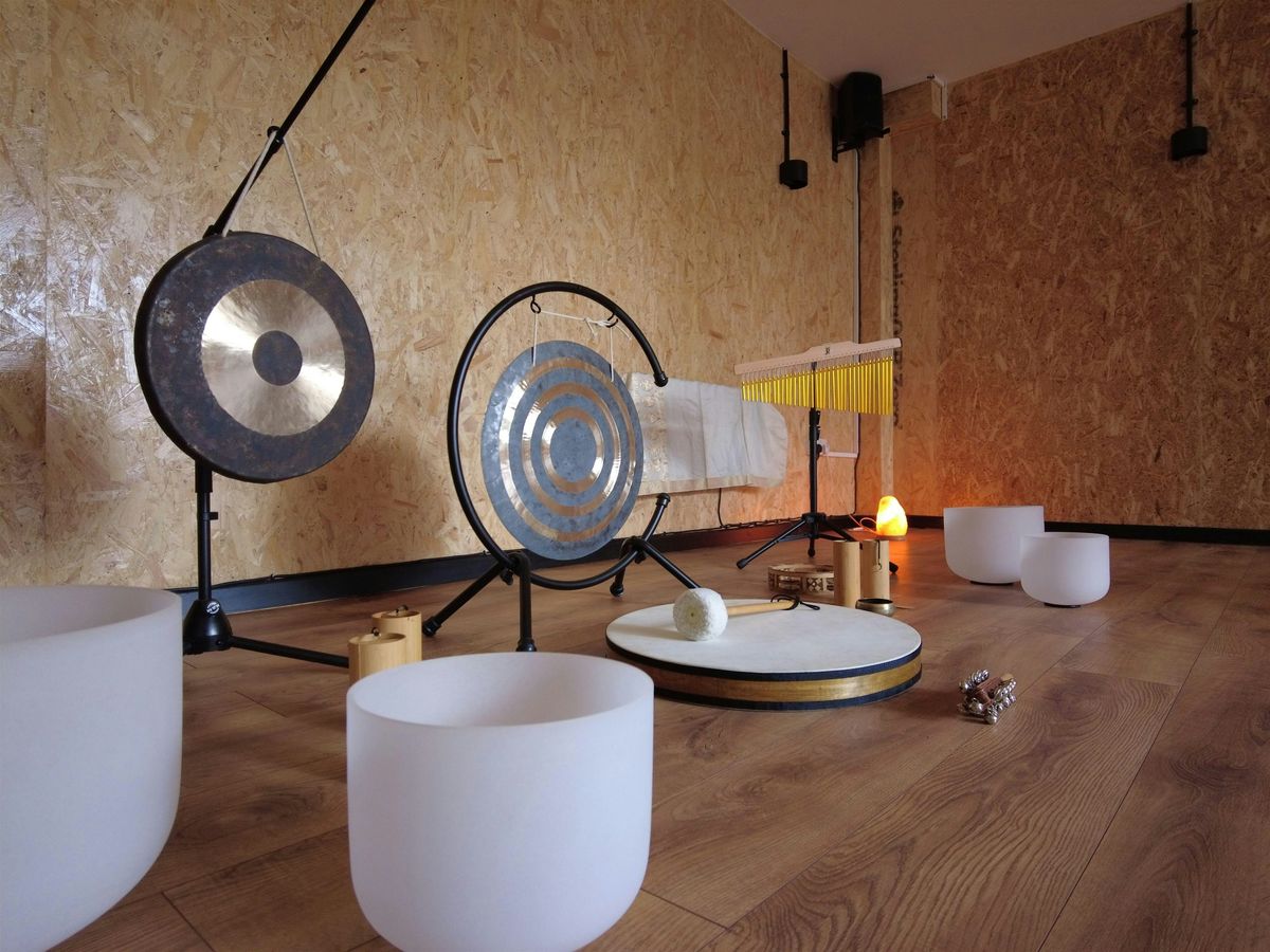 SOUND HEALING\/SOUND BATH LONDON
