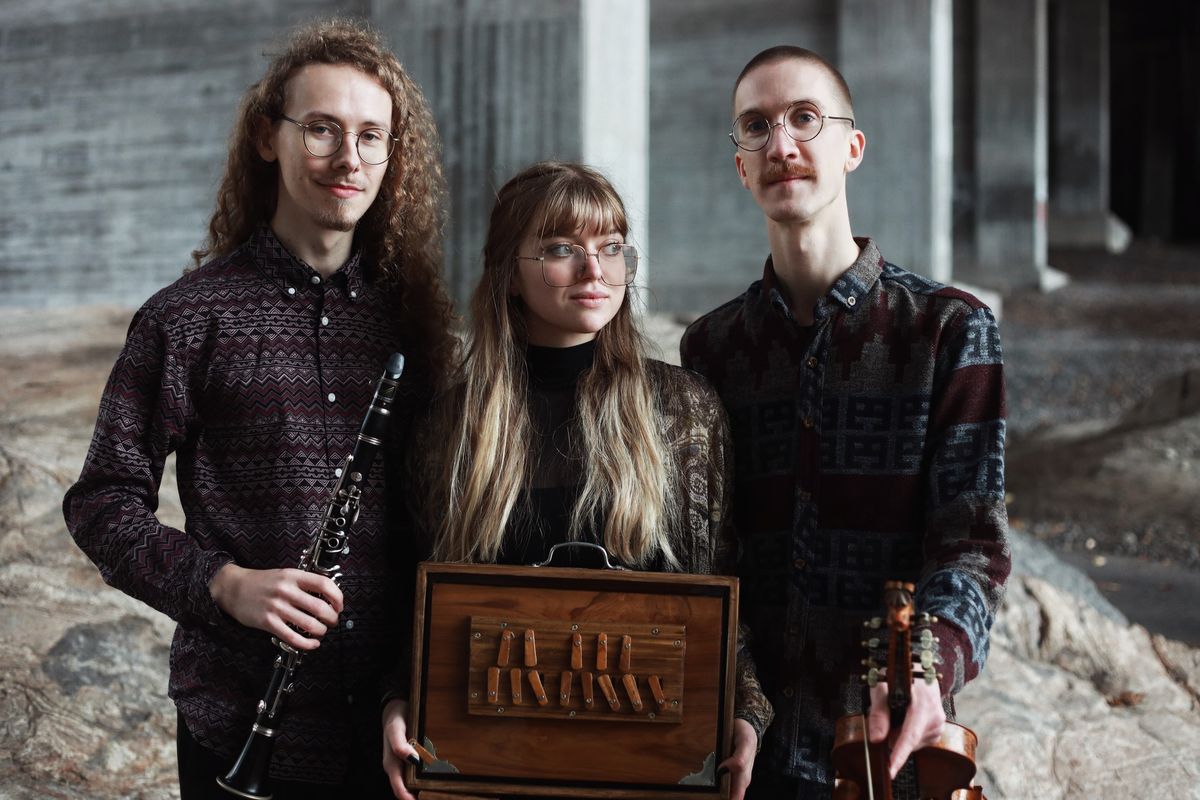 Konsert och danskv\u00e4ll med Kalejdoskop Trio + danskurs med Ami Dregelid