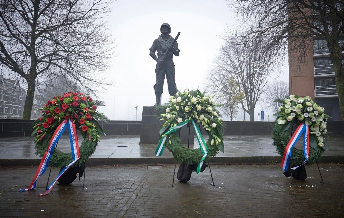 Herdenking Oostplein in Rotterdam 