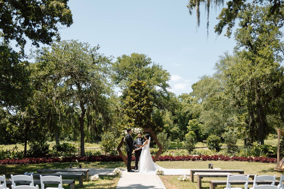 Houston Botanic Garden Micro Weddings