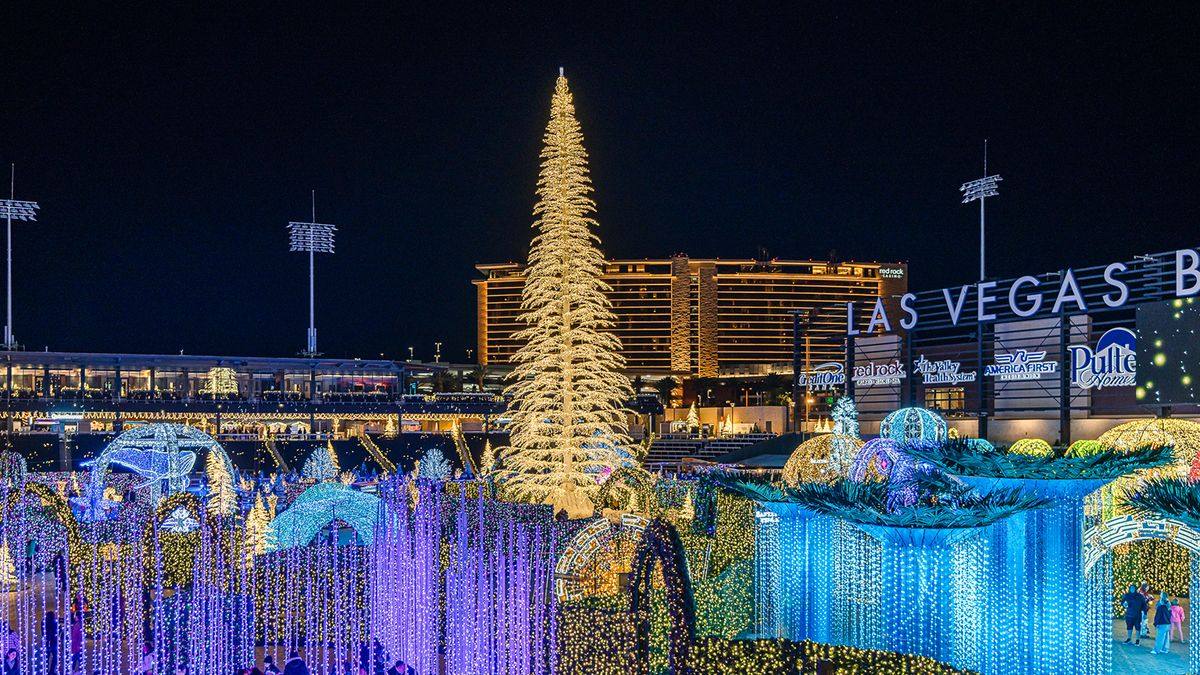 Enchant Christmas Experience - Las Vegas
