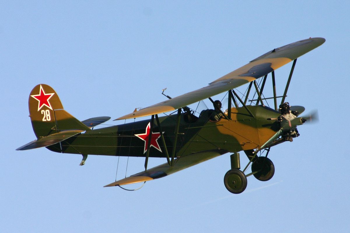 STALIN'S FEMALE PILOTS - THE NIGHT WITCHES - A talk by Debbie Land