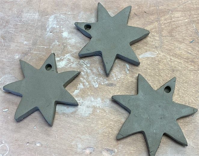 Kids Paint Christmas Decorations!