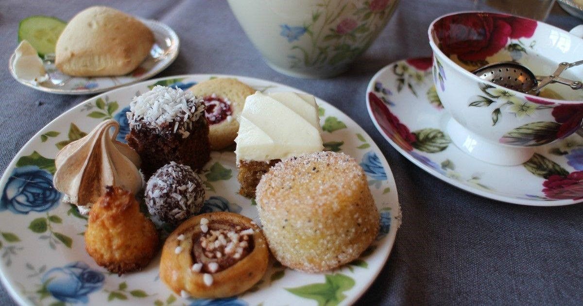 Afternoon tea med tema kr\u00f6ningar