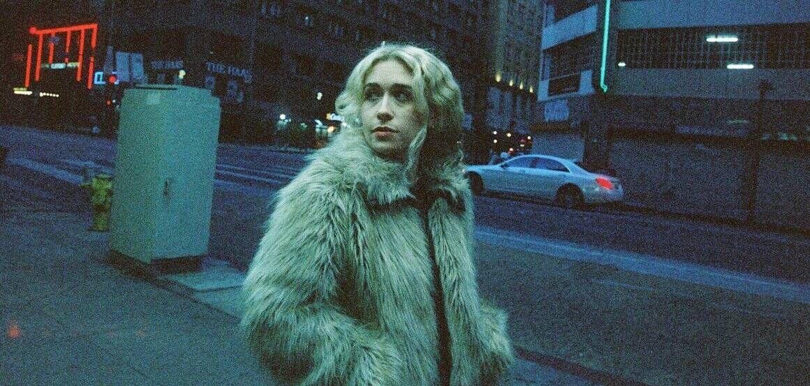 Blondshell & She's Green