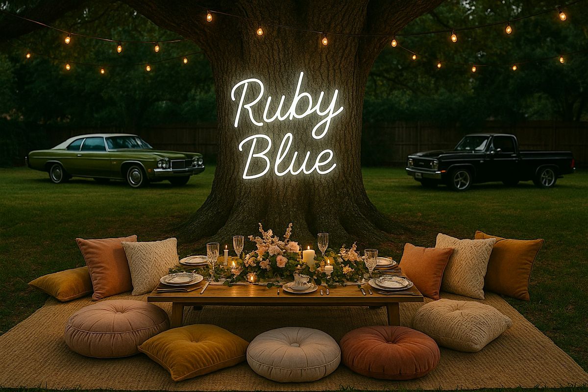 Autumn Glow: Luxe Picnic & Movie Night Under the Stars