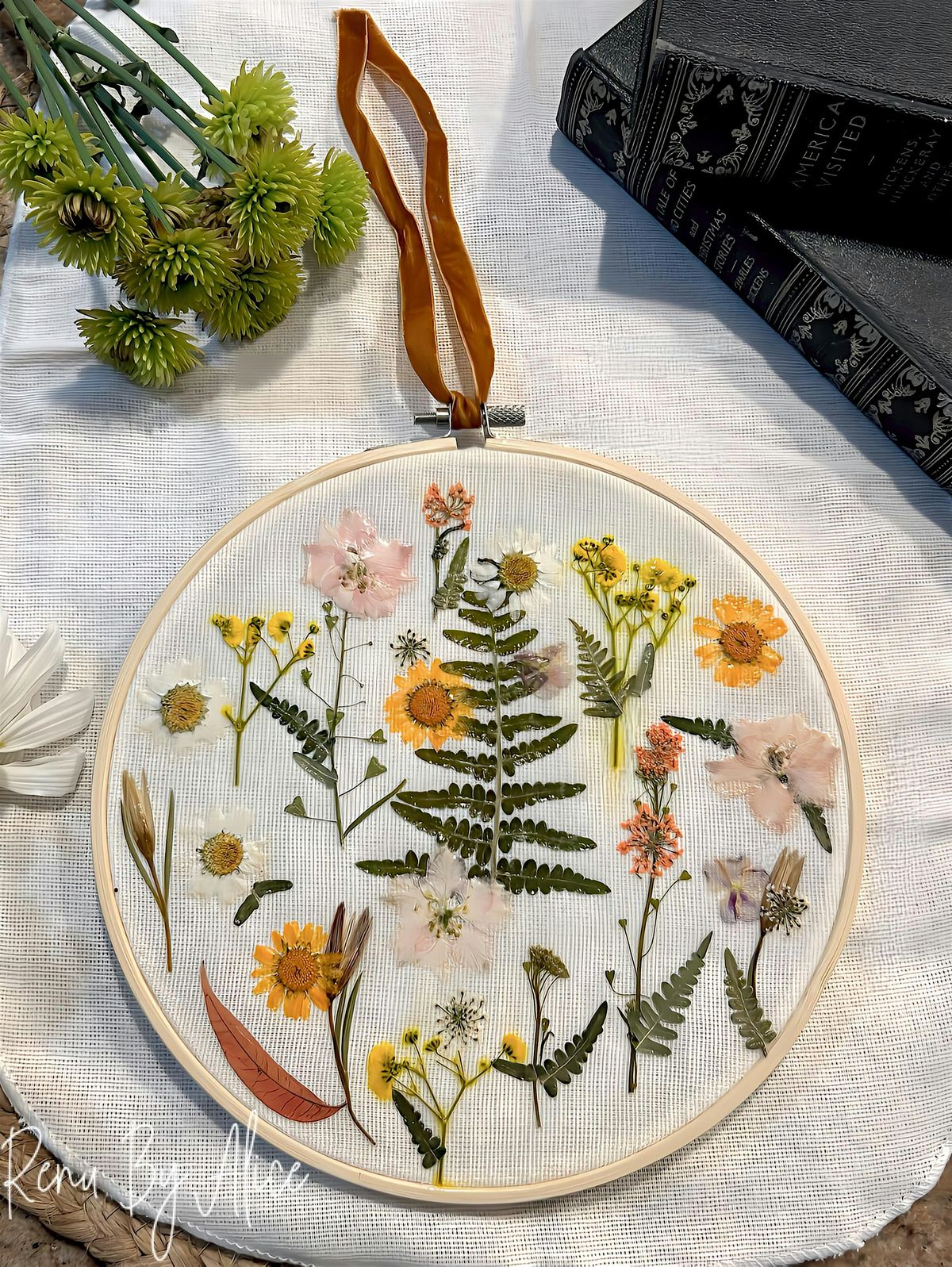 Dried Flowers Embroidery Hoop Hanger Workshop