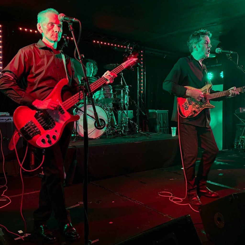 The Monochrome Set \/ 14 Iced Bears \/ DJ Dave Chambers