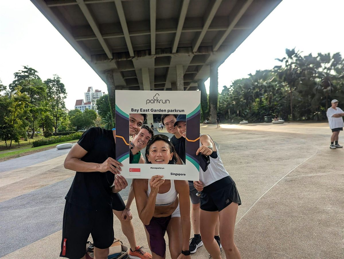 5km timed run at East Coast Park parkrun