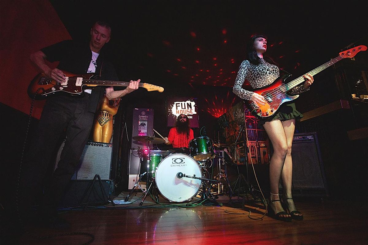 Messer Chups, Shanda & the Howlers, Cherry & the Sours  @ The Dive Bar LV