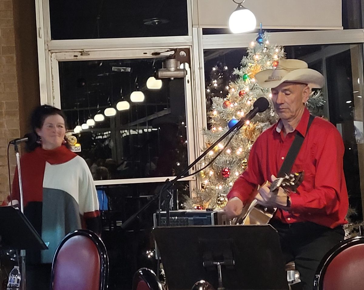 Back40 Band (David and Heather) at the Elks Lodge 410