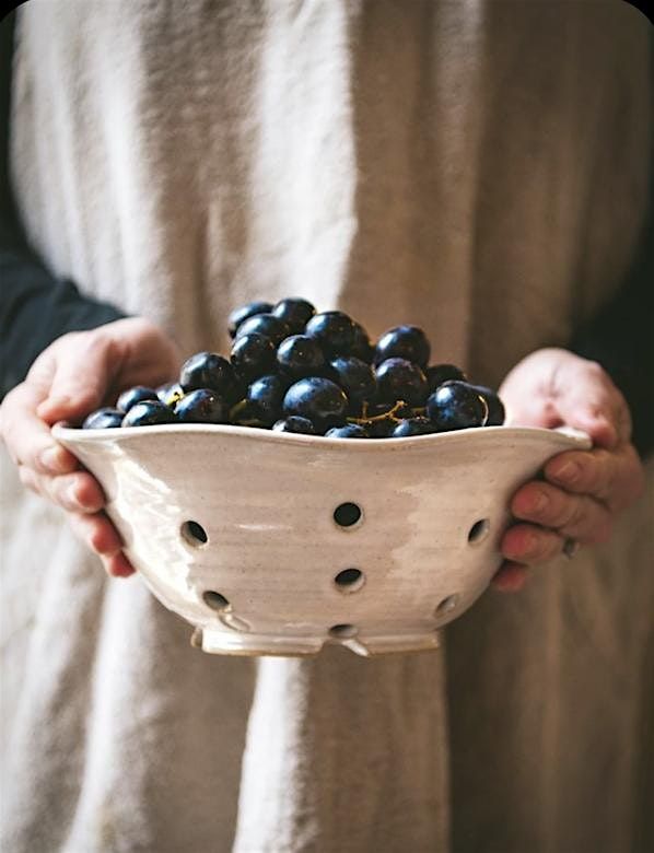 Los Angeles Pottery Classes- Berry\/ Fruit Bowl Ceramic Class