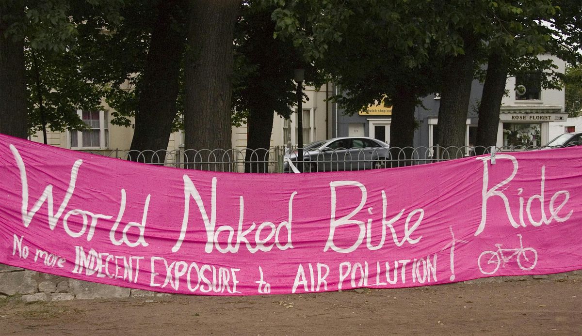 CycloNudista Helsinki - World Naked Bike Ride Finland