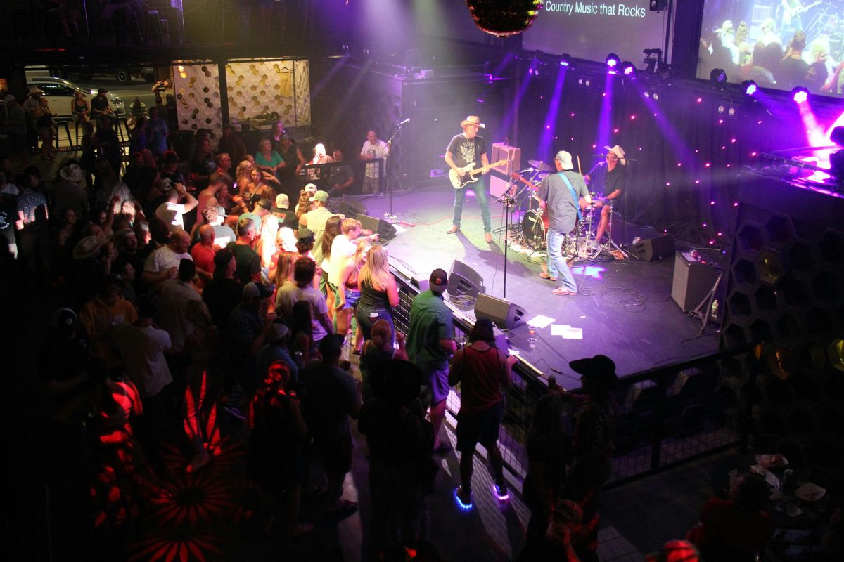 Hogwire - Pre-Halloween Barn Bash + Swing Dancing Lessons