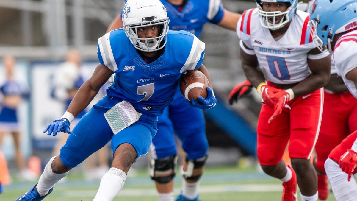 Parking New Haven Chargers at Central Connecticut State Blue Devils Mens Basketball