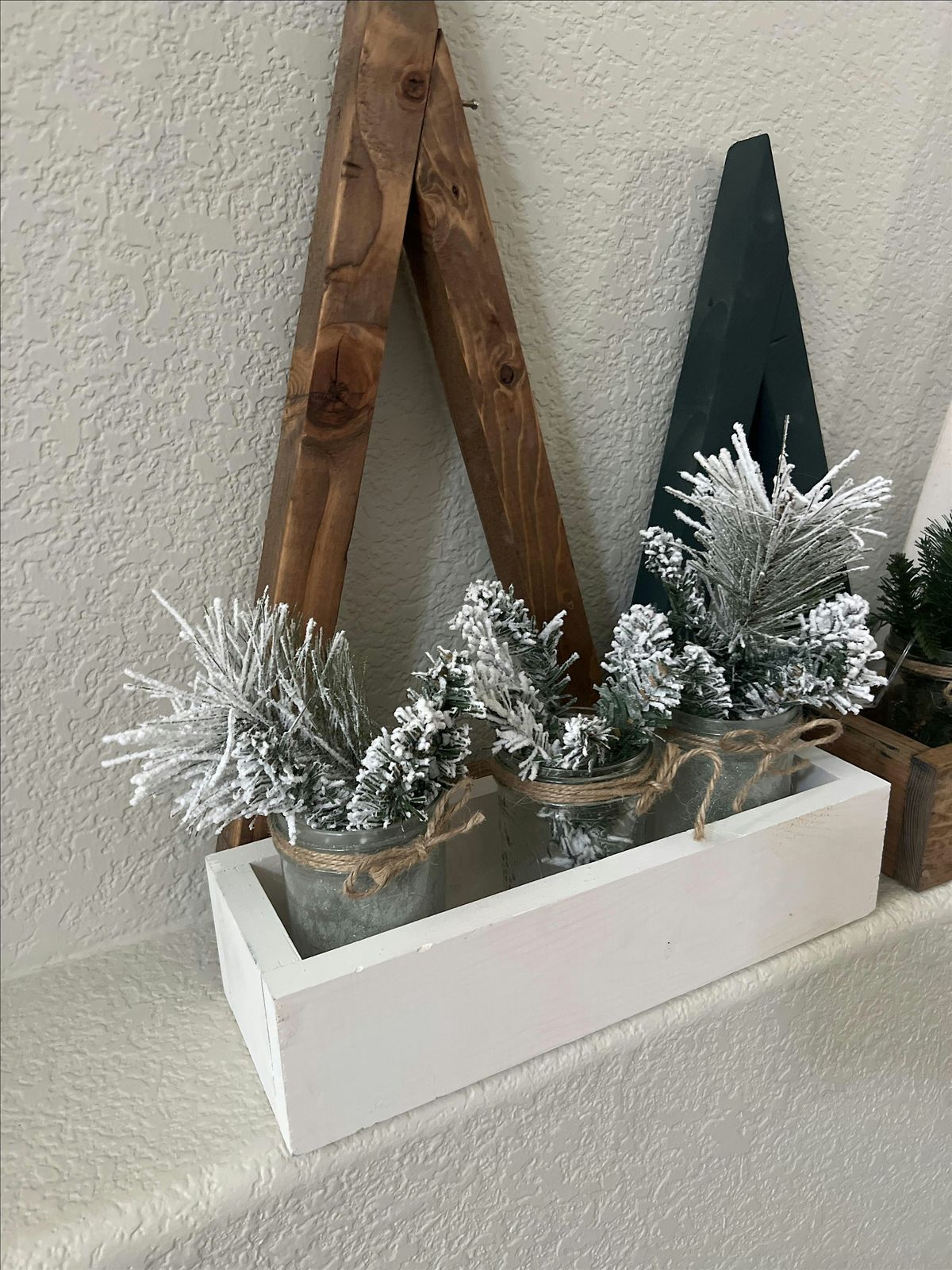 Holiday Centerpiece Craft Party at Red Rocks Beer Garden