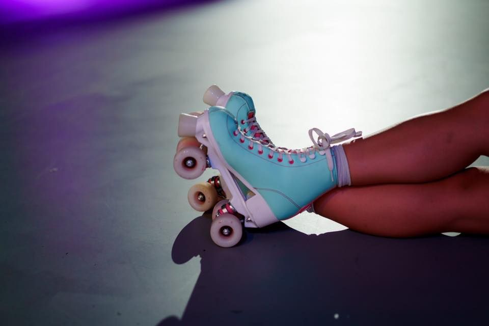 Let\u2019s skate outside ! 