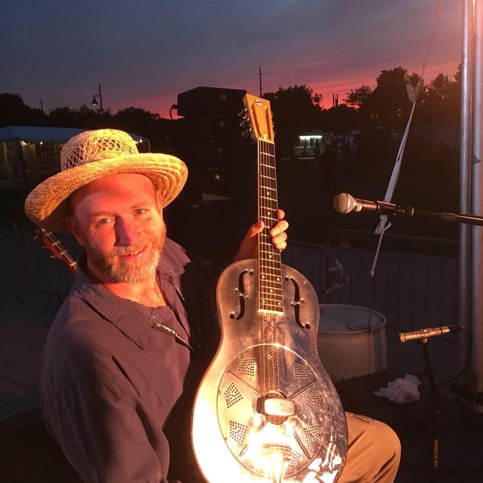 Reverend Robert at the Rose Bowl Tavern