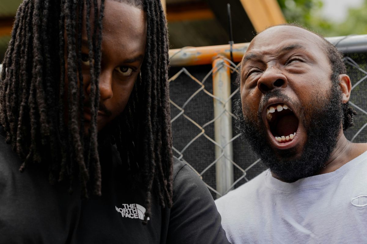 HOLY FINGERS PRESENT: ANGRY BLACKMEN (CHICAGO) \/ KOKONELLE & DJ ROPA (MUC)