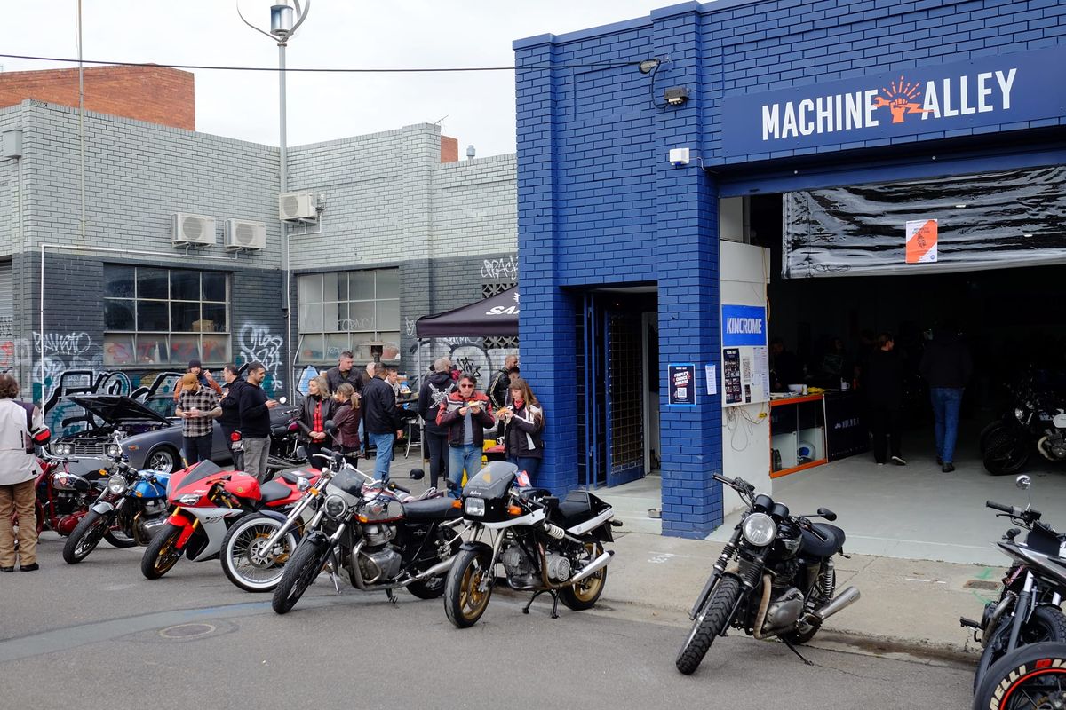 Monthly Social Ride to St Andrews Hotel via Bodgo\u2019s cafe