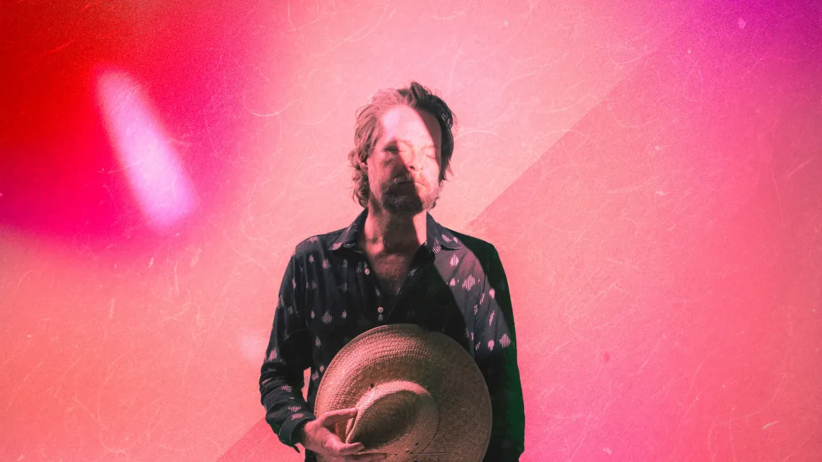 Hiss Golden Messenger in Newport