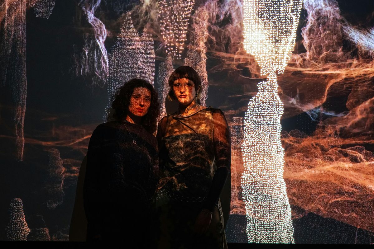 Hydro-Imaginaries : A Speculative Eco-Fiction \/ une \u00e9cofiction sp\u00e9culative
