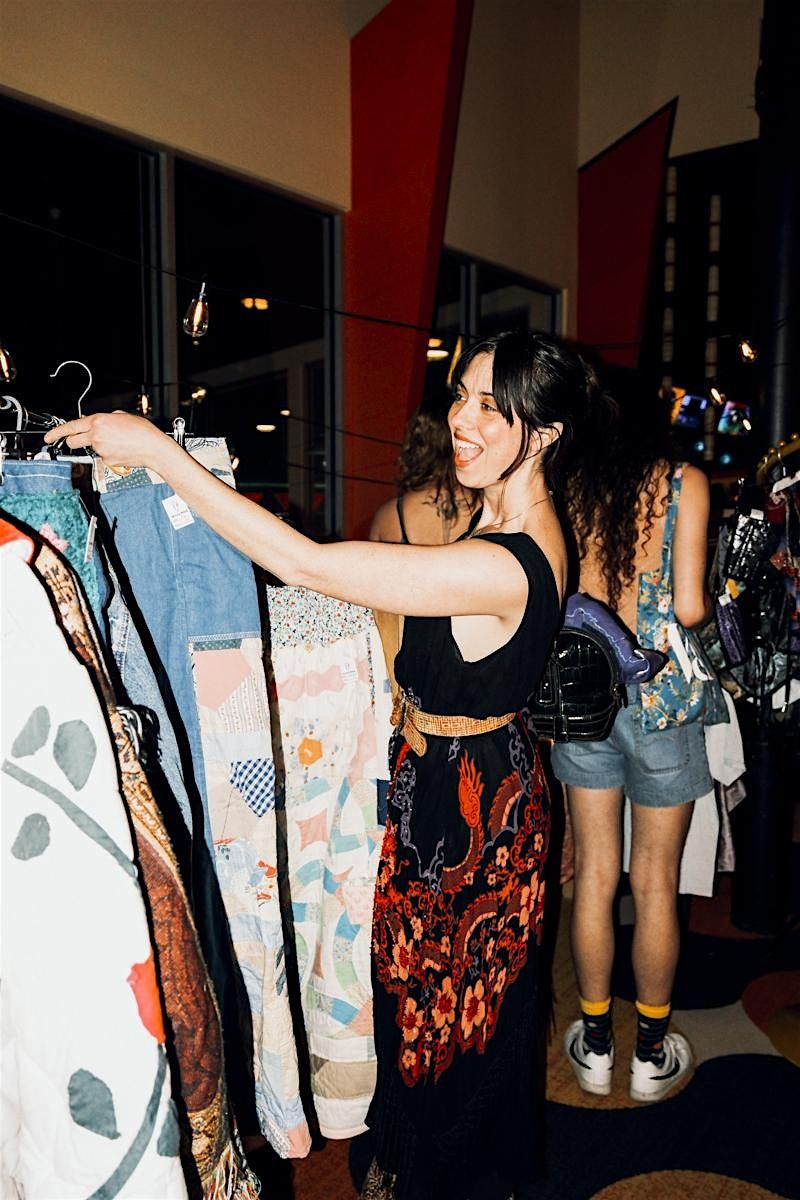 Gimme Gimme More! *\u066d\u263eNOIR NIGHTS EDITION\u263e\u066d*