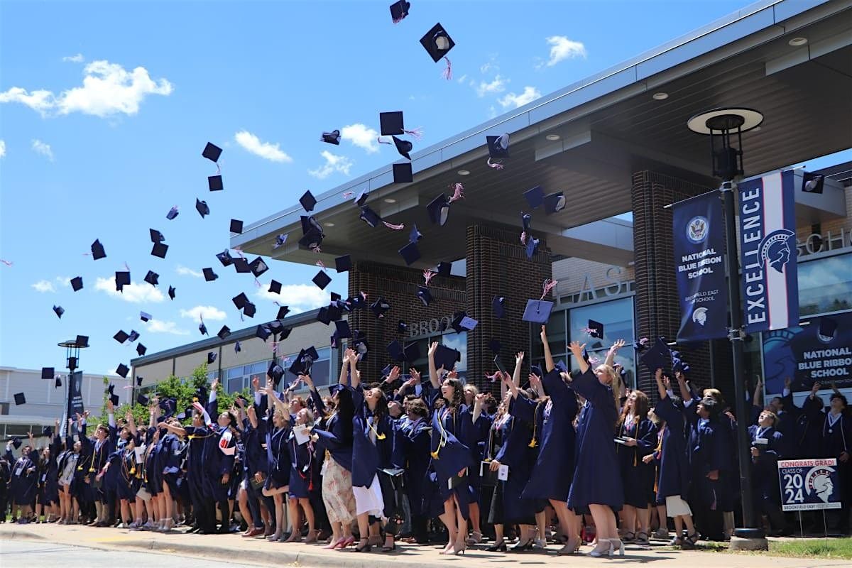 Brookfield East High School Class of 2015 10-Year Reunion