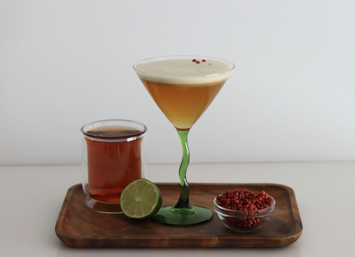 Tea-Based Mocktail Mixology: Make Zero-Proof Cocktails