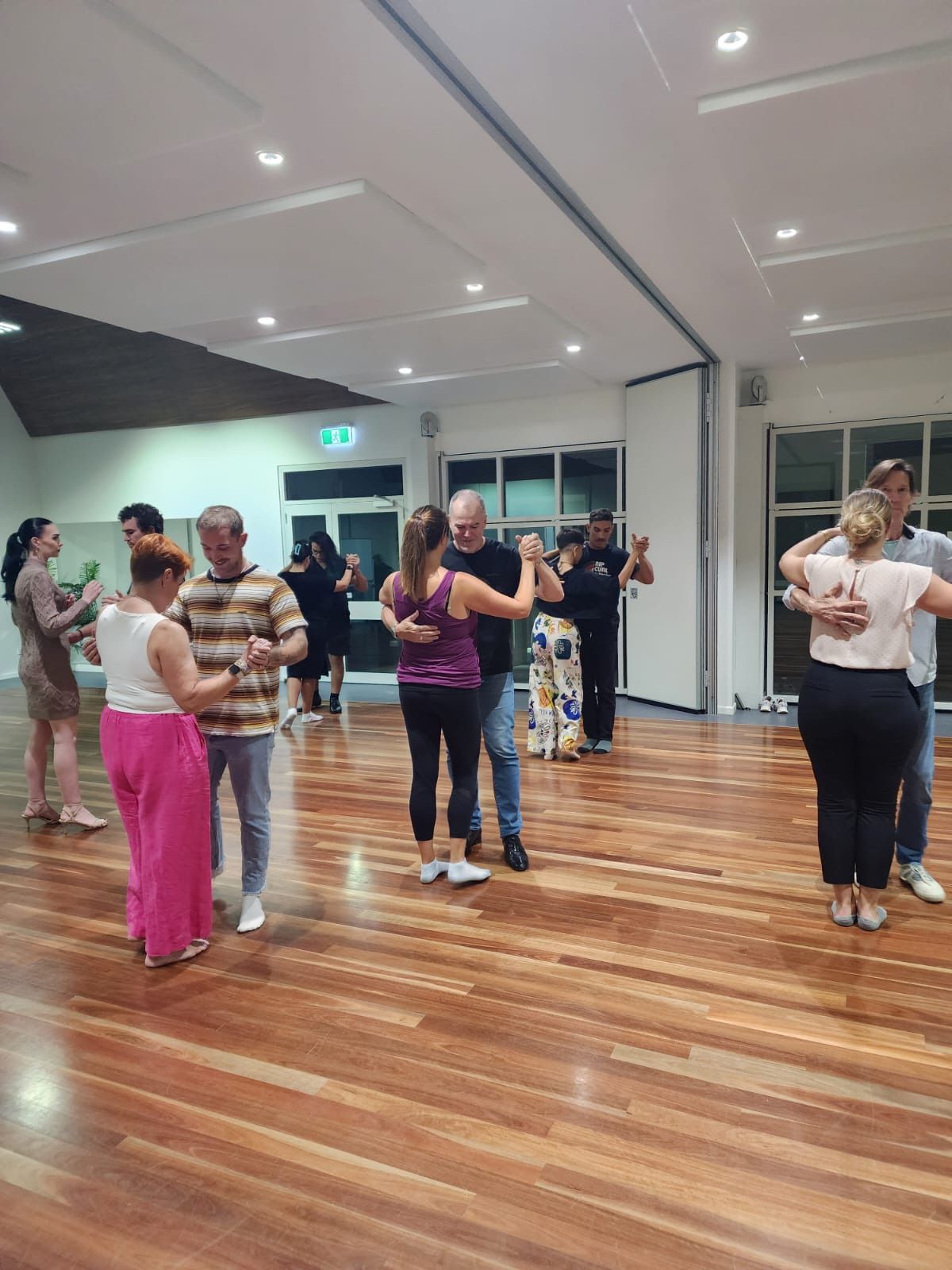 Discover the Soul of Tango: Beginner Classes with Gold Coast Tango for an Unforgettable Journey!